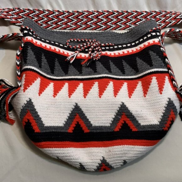 Aztec-style Handmade Lined Crochet Bag - Picture 1 of 13